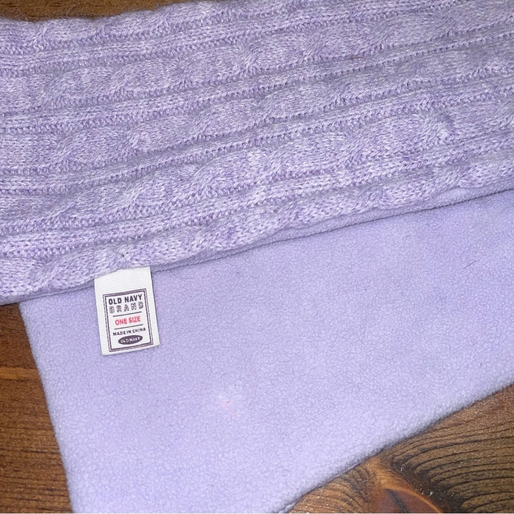 Old Navy Knit Scarf Fleece Lined on Inside